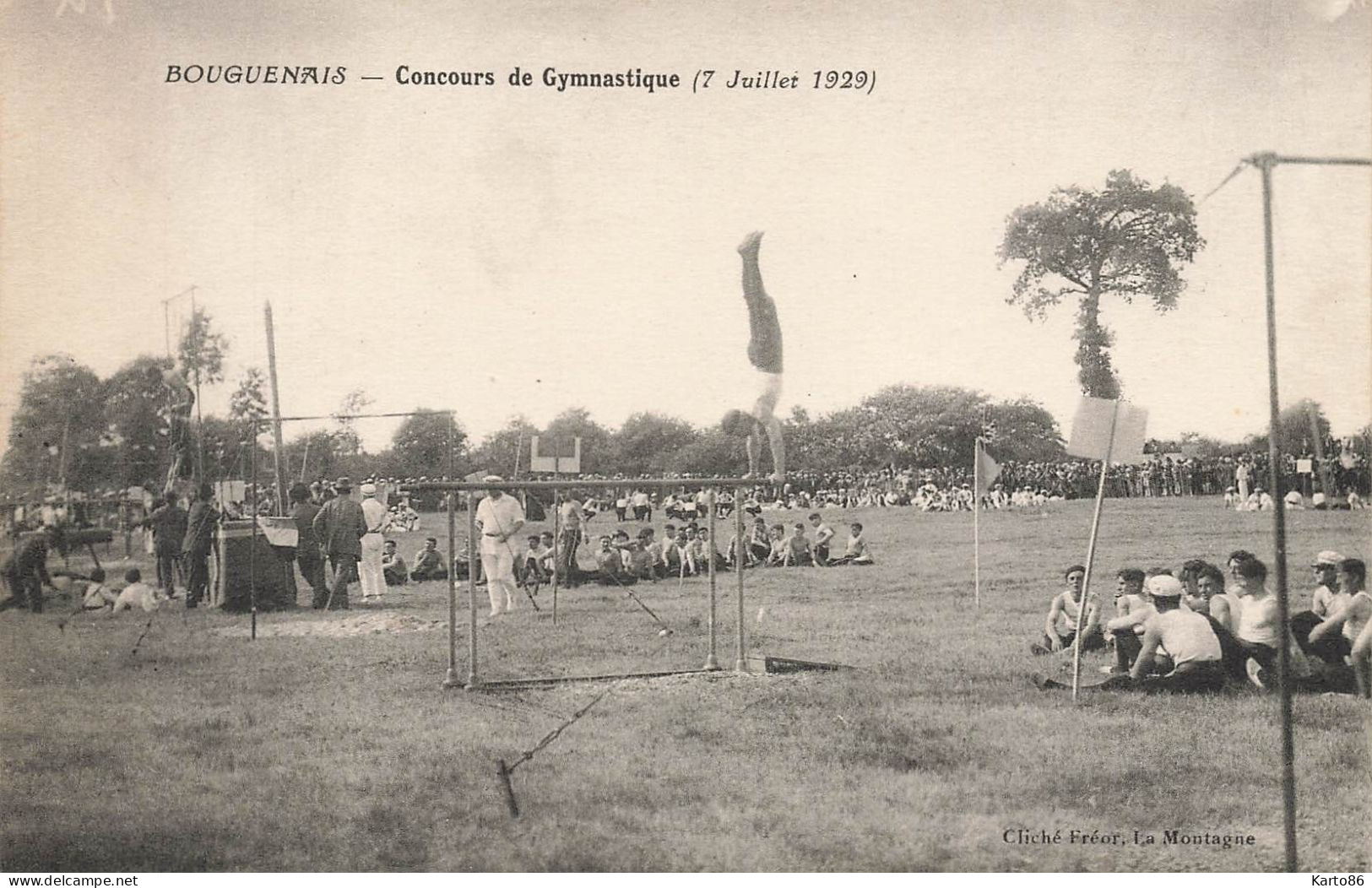 Bouguenais * Le Concours De Gym Gymnastique Le 7 Juillet 1929 * Gymnastes , Barres Parallèles - Bouguenais