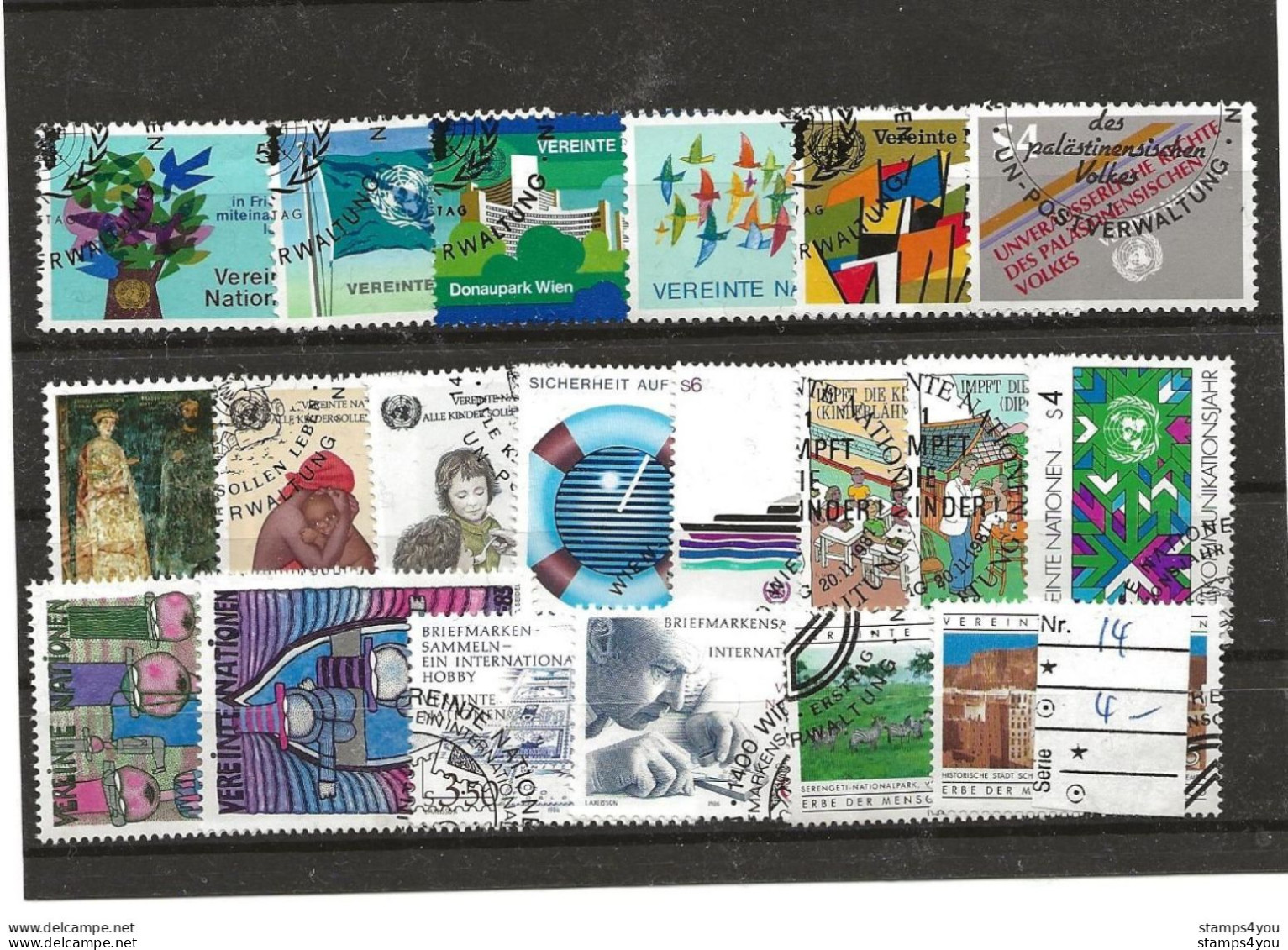400 - 8 - Lot Timbres Oblitérés Nations Unies  Vienne - Verzamelingen & Reeksen