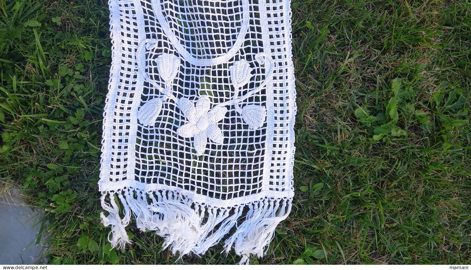 Centre De Table Blanc  Avec Franges - Laces & Cloth