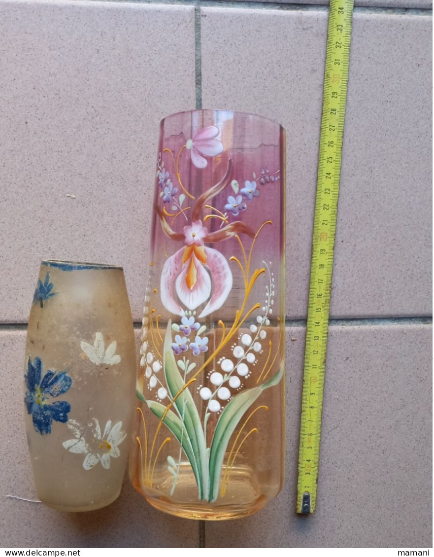 Lot De 2 Vases Decor De Fleurs - Jarrones