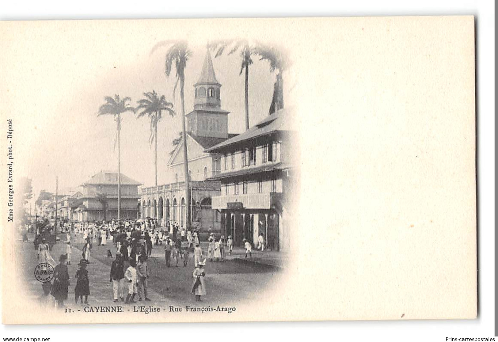 CPA Guyane Cayenne L'Eglise Rue François Arago - Cayenne