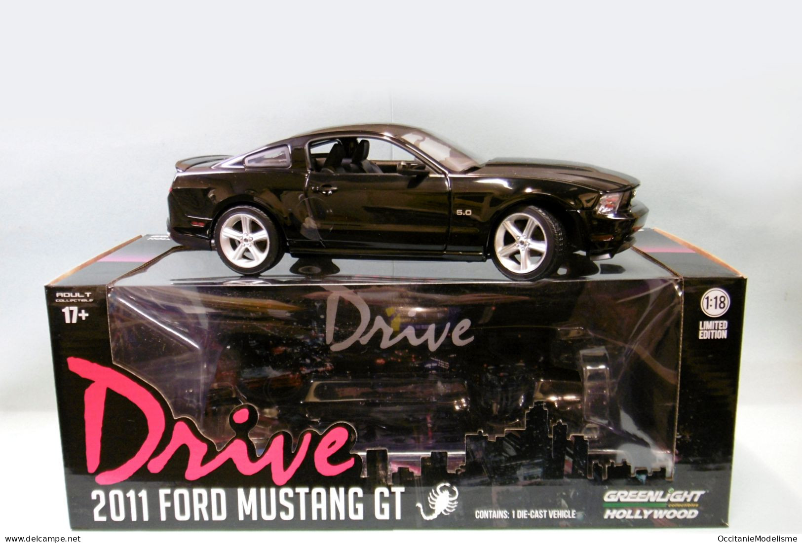 Greenlight - DRIVE FORD MUSTANG GT 2011 Noir Réf. 13609 Neuf NBO 1/18 - Altri & Non Classificati