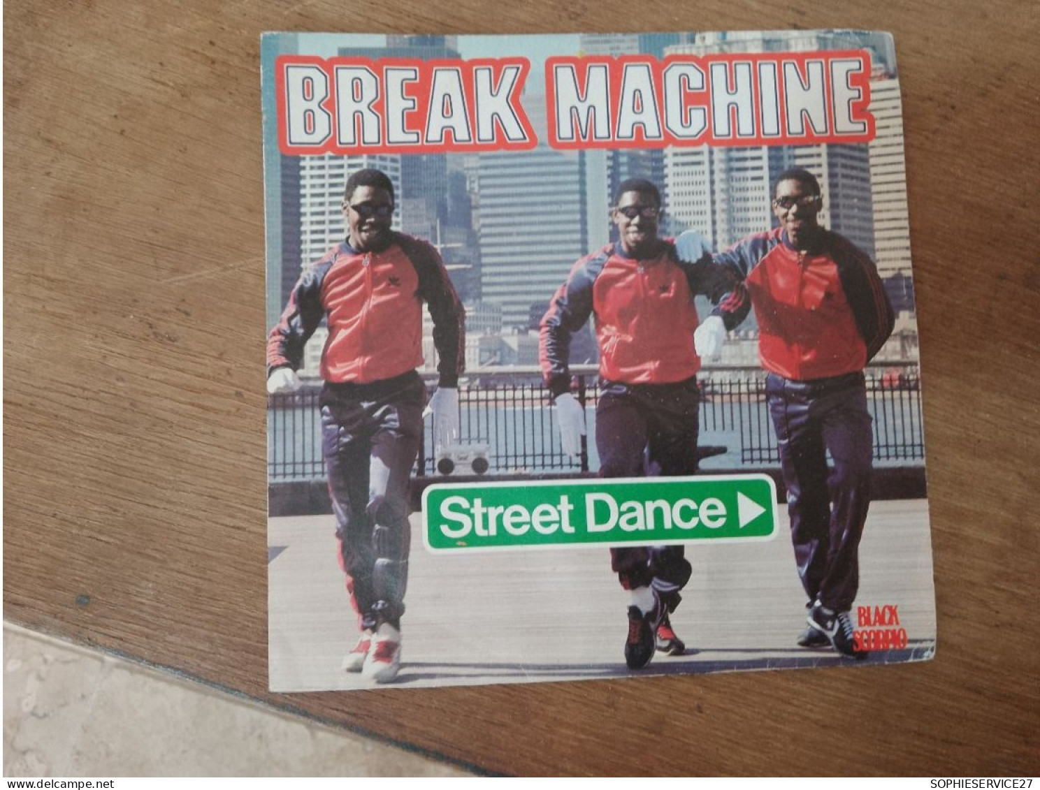 135 //  BREAK MACHINE / STREET DANCE - Dance, Techno & House