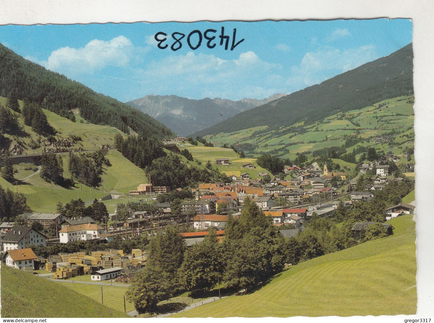 D6932) 6143 MATREI Am BRENNER - Gegen Nordkette Tirol Häuser Holzlager - Matrei Am Brenner