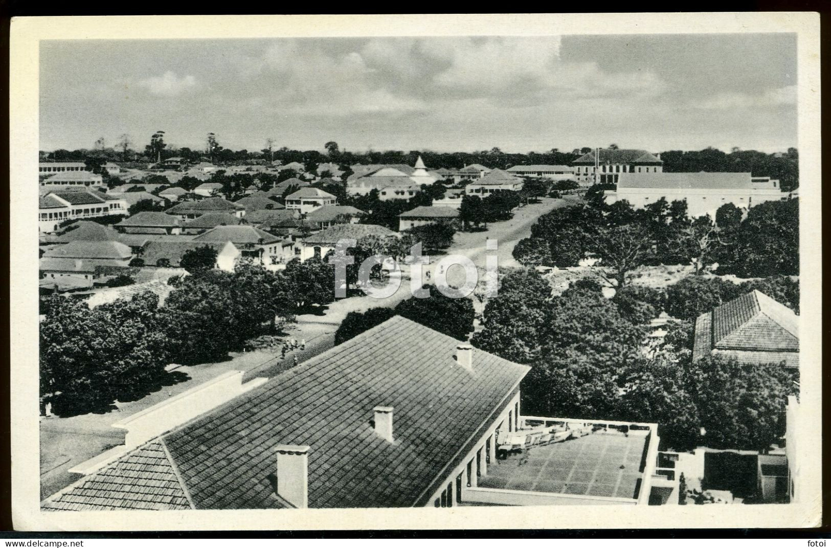 REAL PHOTO POSTCARD AVENIDA DA REPUBLICA GUINE BISSAU AFRICA AFRIQUE - Guinea Bissau