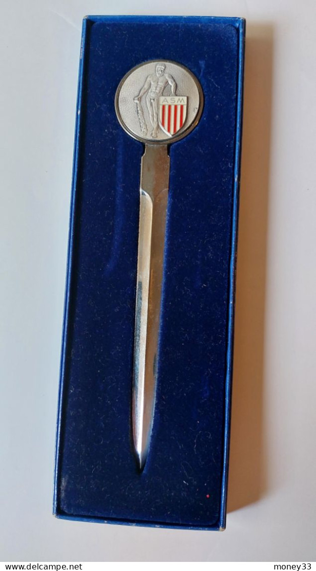 Coupe Papiers Au Sigle De ASM ( Association Sportive De Monaco F.I.A. Graveur éditeur - Letter-opener