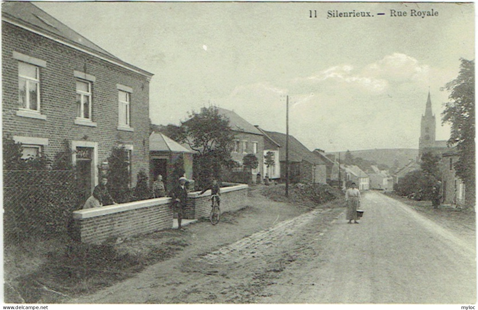 Silenrieux. Rue Royale. - Cerfontaine