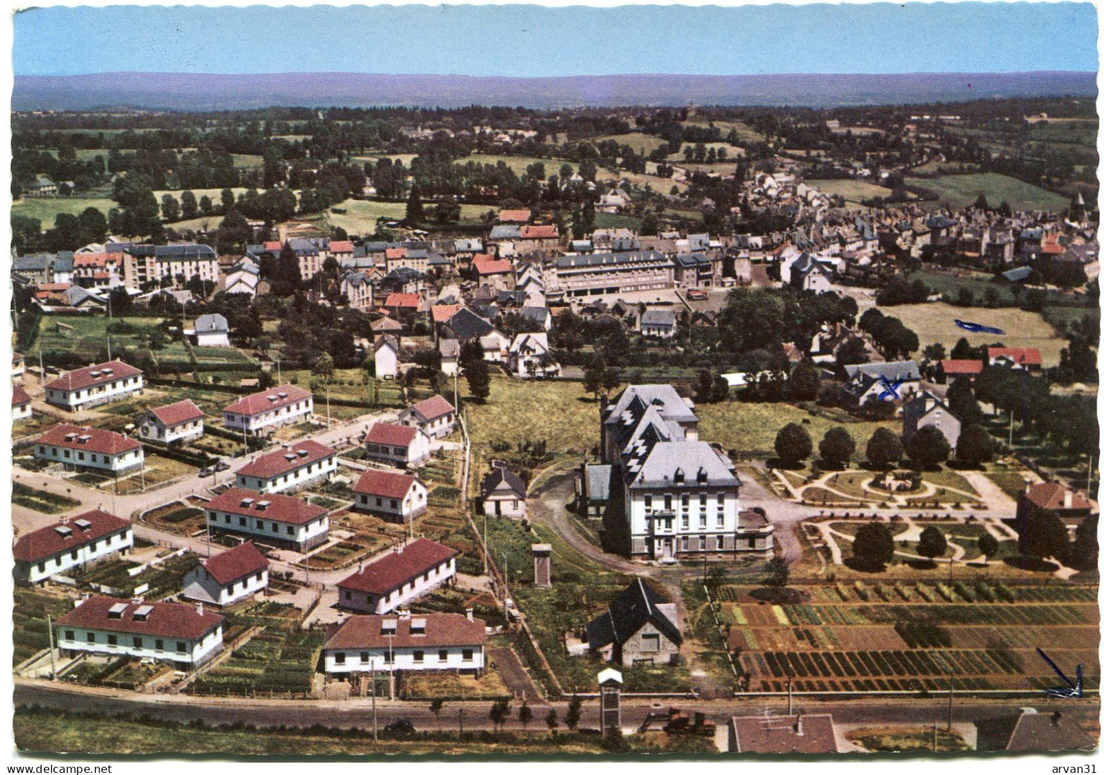 MAURIAC - VUE AERIENNE - NOUVEAU QUARTIER De L' HÔPITAL HOSPICE - - Mauriac