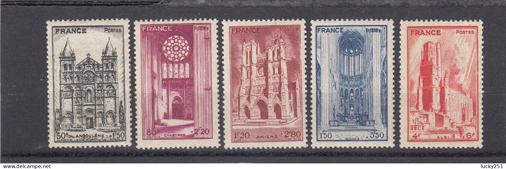 France - Année 1944 - Neuf** - N°YT 663/67** - Cathédrales - Ongebruikt