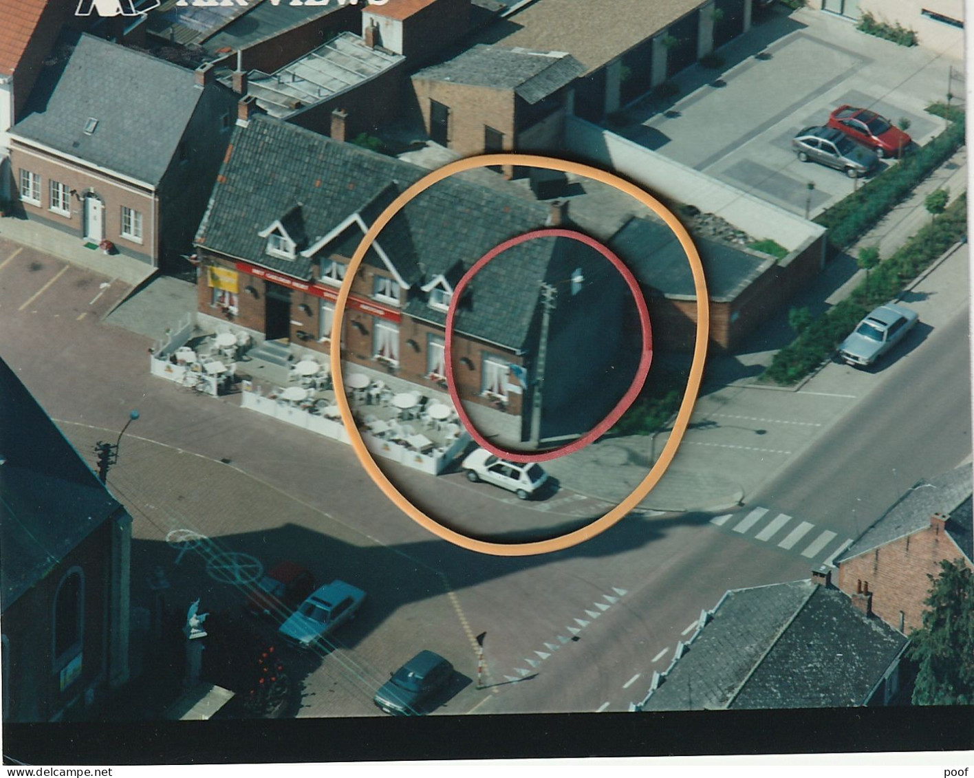 Luchtfoto Itegem : Sint-Guibertusplein / Café " Het Gulden Hert " - Heist-op-den-Berg