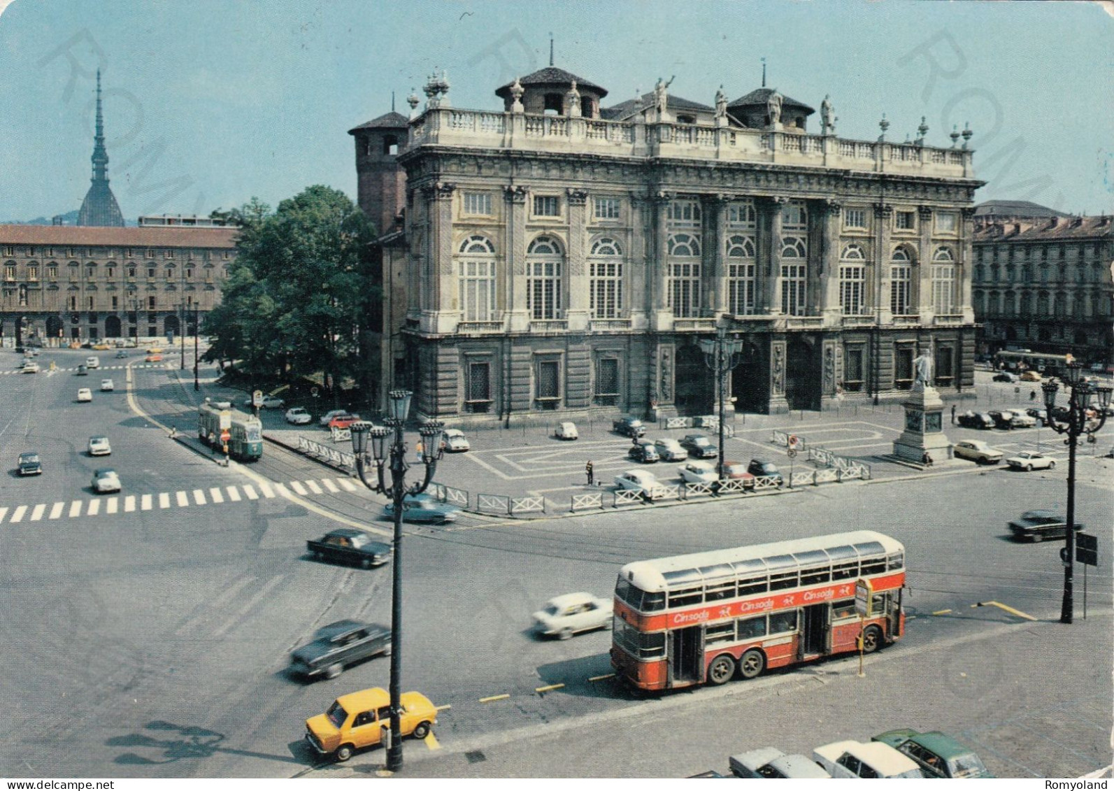 CARTOLINA  TORINO,PIEMONTE-PIAZZA CASTELLO-PALAZZO MADAMA (JUVARA 1712) IL RECOSTRUITO TEATRO REGIO-VIAGGIATA 1972 - Palazzo Madama