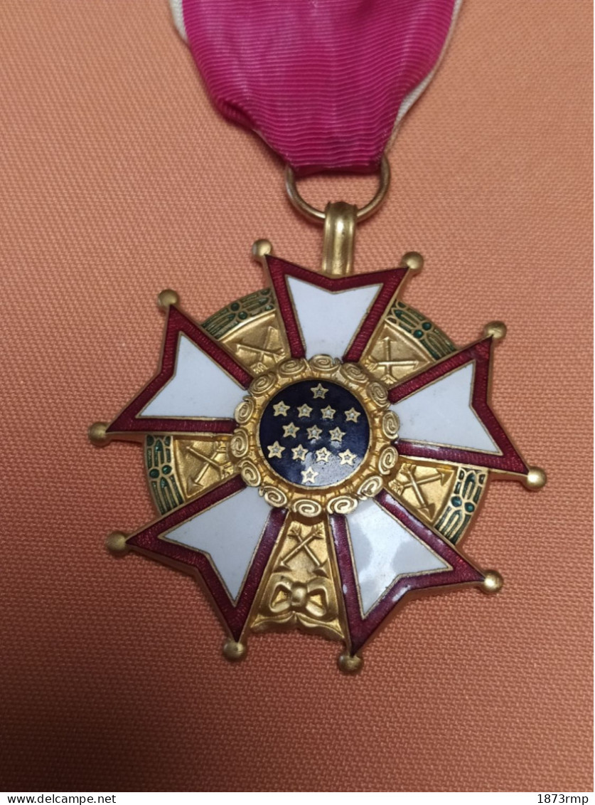 LEGION OF MERIT, GRADE LEGIONNAIRE, MÉDAILLE USA - Estados Unidos