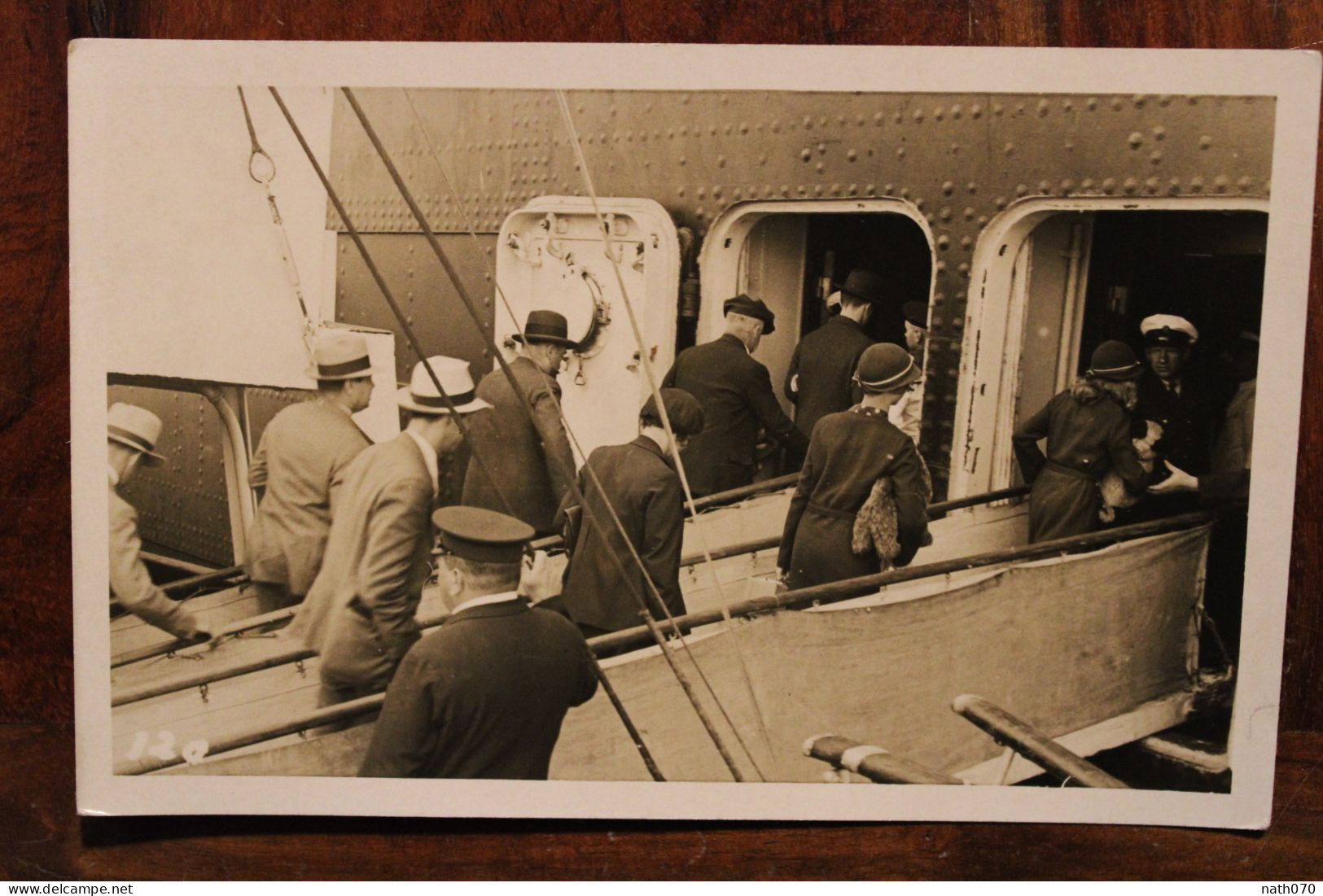 Carte Photo 1920's Embarquement Paquebot Transatlantique CPA Ak Animée Tirage Print Vintage - Otros & Sin Clasificación