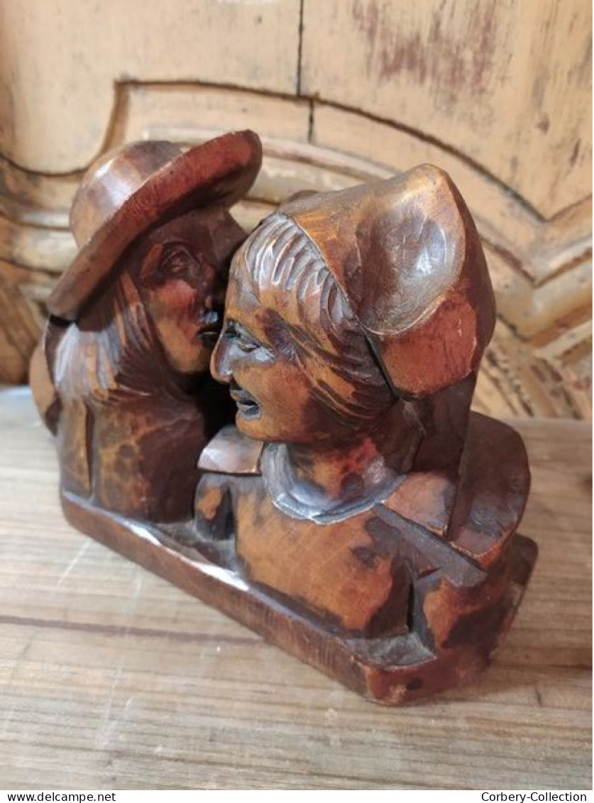 Sculpture Couple De Bretons Bois Sculpté Signé Henri Gouzien Bretagne - Bois