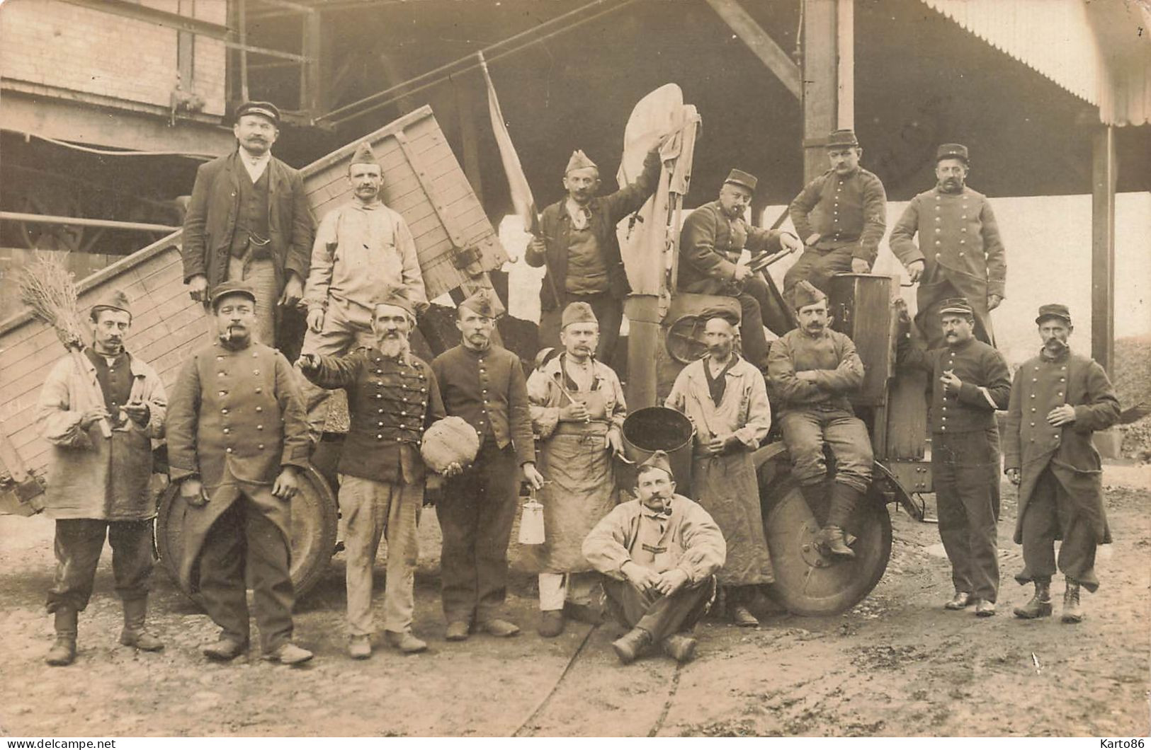 Lyon Vaise 9ème * Carte Photo 1914 * Service Armée , Usine à Gaz - Lyon 9