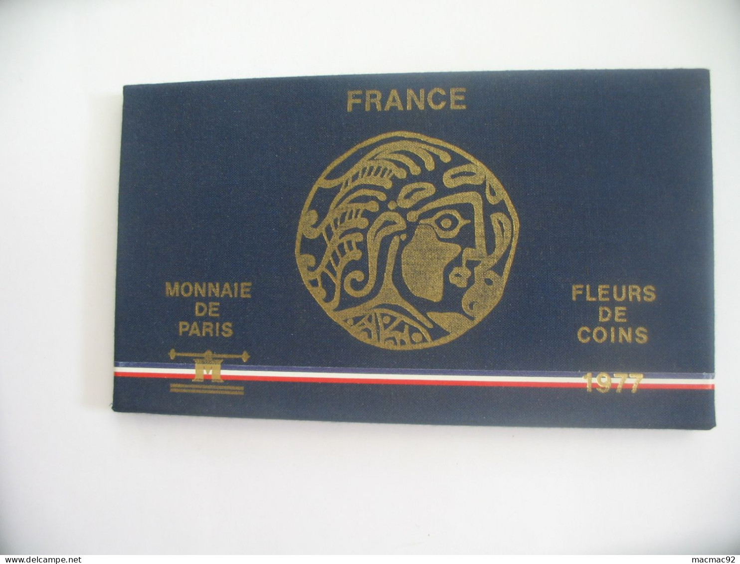 Coffret Serie FLEURS DE COINS 1977  **** EN ACHAT IMMEDIAT   **** - BU, Proofs & Presentation Cases