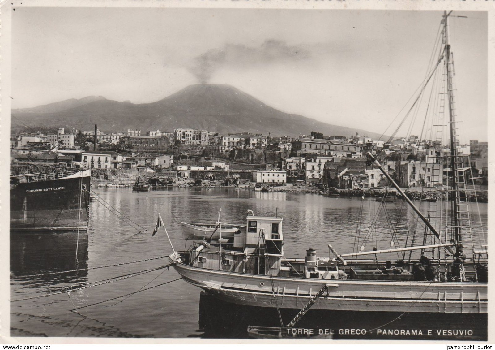 Cartolina - Postcard /   Viaggiata - Sent  /  Torre Del Greco - Veduta.  ( Gran Formato ) - Torre Del Greco