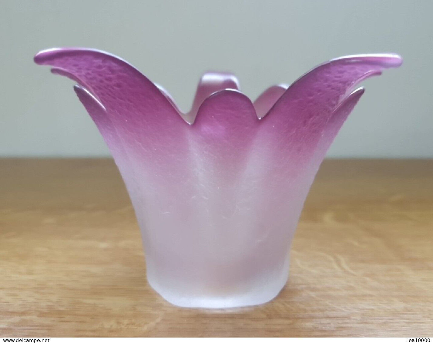 Belle Tulipe De Lampe En Pâte De Verre Mauve, Violette? En Forme De Fleur - Lighting & Lampshades