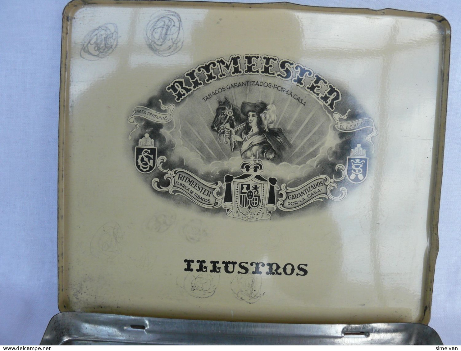 VINTAGE CIGARETTE TIN CASE RITMEESTER ILUSTROS  777 #1981 - Estuches Para Cigarrillos (vacios)