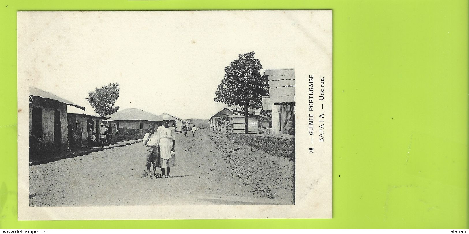 Une Rue De BAFATA  En Guinée Portugaise (Longuet) Guinea Bissau - Guinea-Bissau