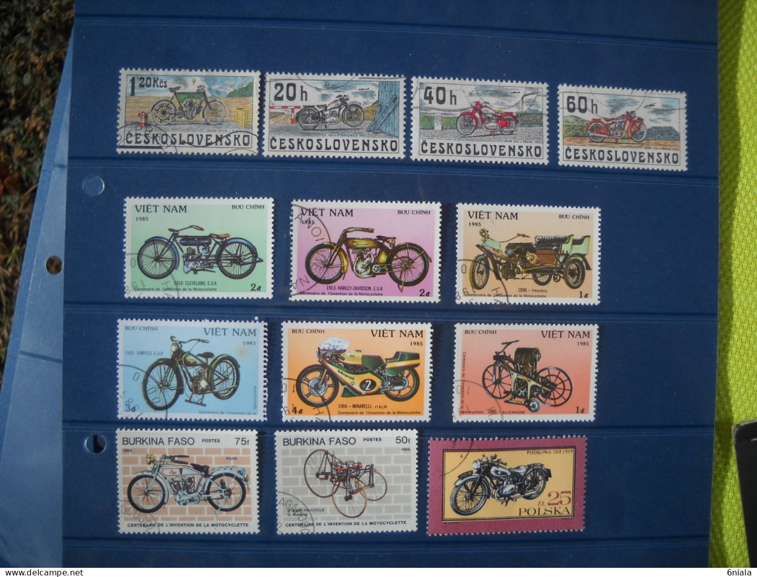 T 261 Lot De Timbres  MOTOCYCLETTE MOTOS Motocyclettes Cyclomoteurs  (17 Timbres) - Motorfietsen