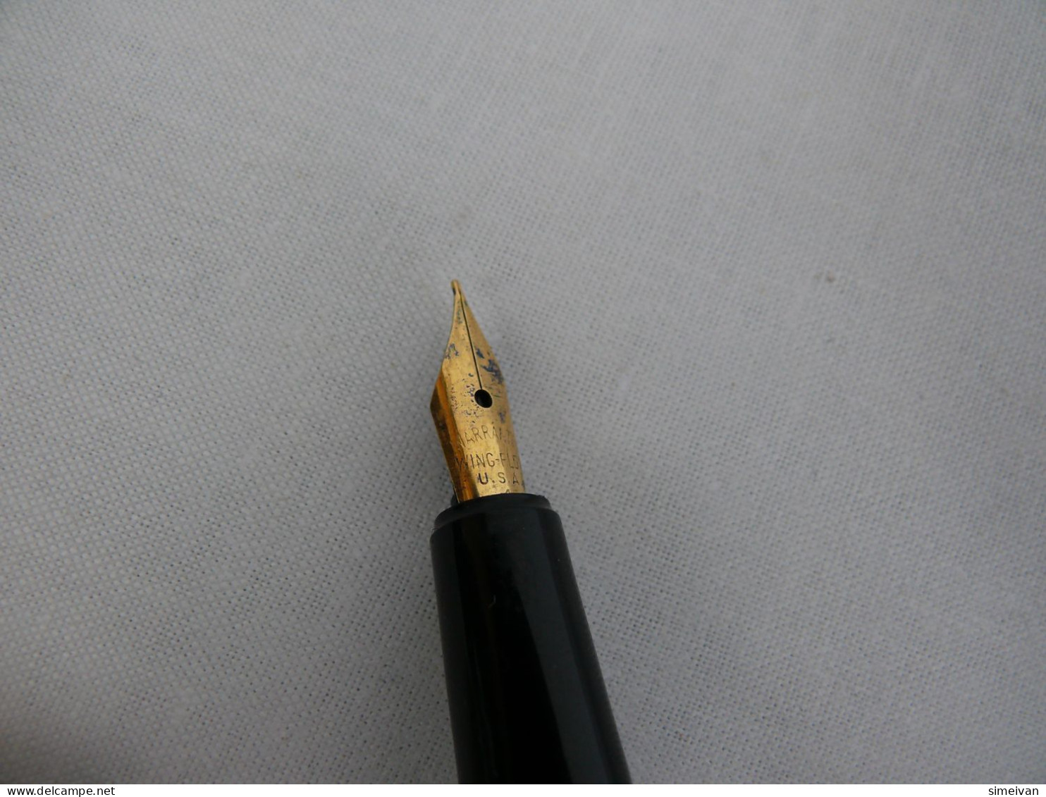 Vintage Fountain Pen Black Body Gold Cap Unbranded #2033 - Penne