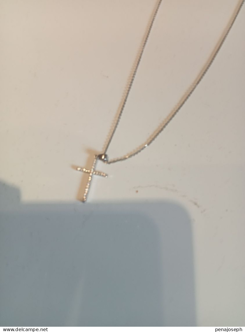 Pendentif Collier Croix Avec Véritable Diamant - Hangers