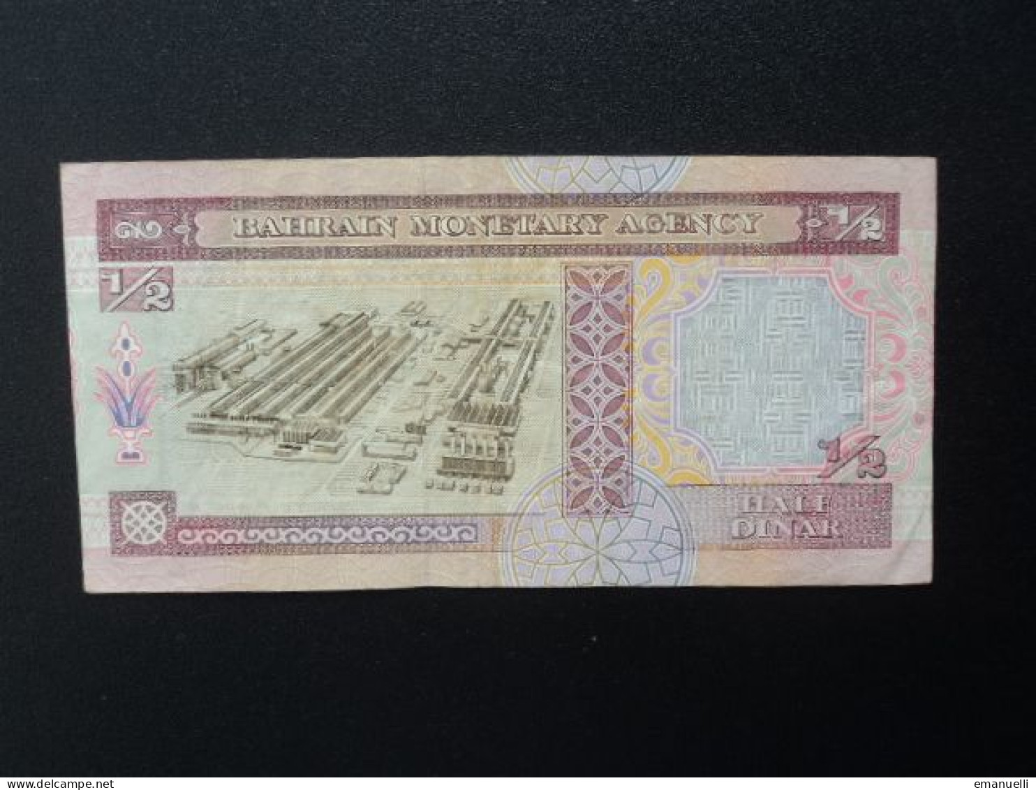 BAHREÏN : 1/2 DINAR   L.1973 (1986)  P 12     TTB * - Bahreïn