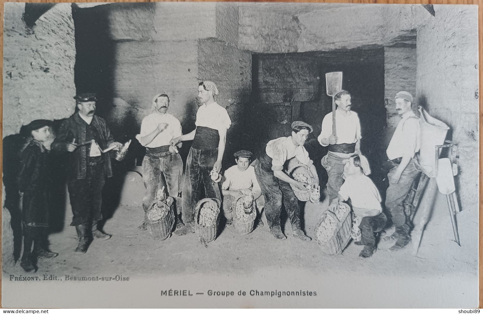 MÉRIEL GROUPE CHAMPIGNONISTES - Meriel