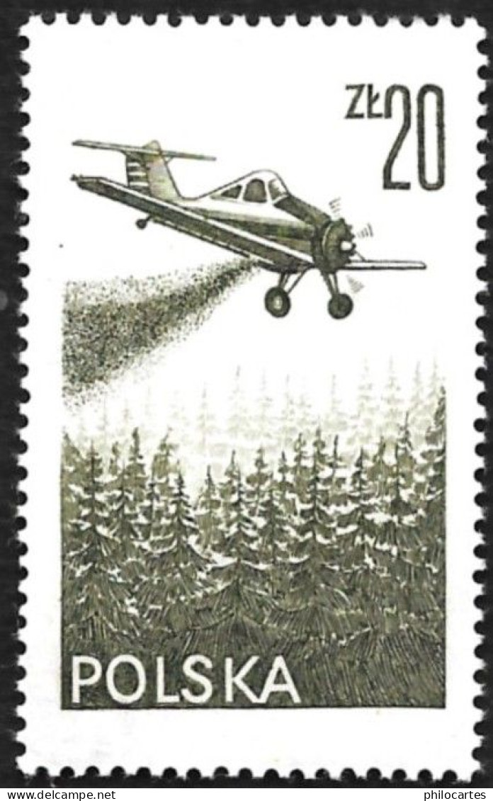 POLOGNE  1977   -   PA 57  -  Avion PZL-106 - Oblitéré - Usados