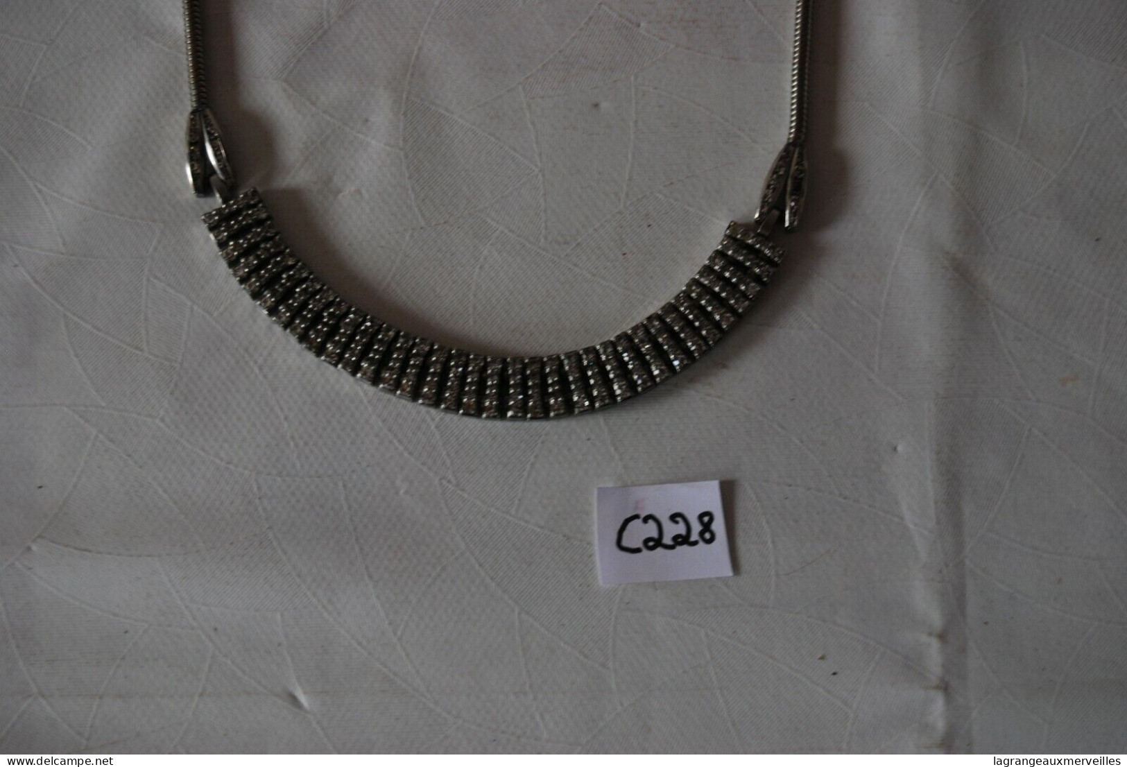 C228 Bijoux - Ancien Collier - Fantaisie - Halsketten