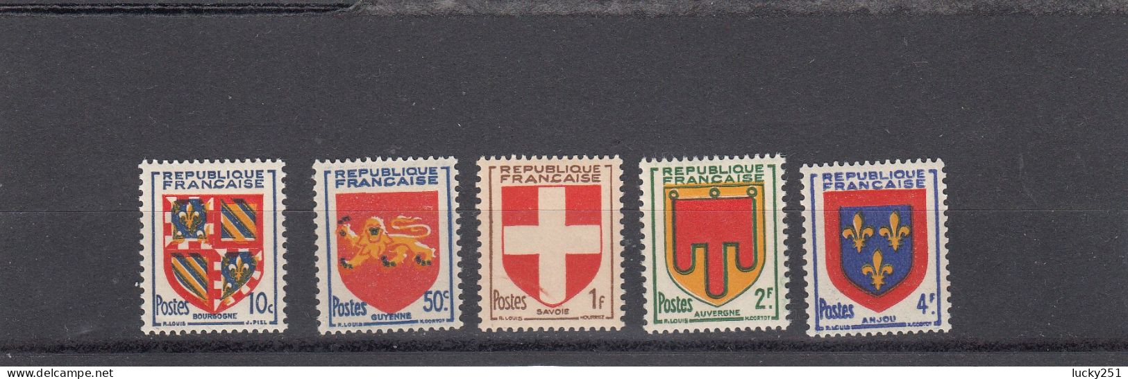France - Année 1949  - Neuf** - N°YT 834/38** - Armoiries De Provinces - Neufs