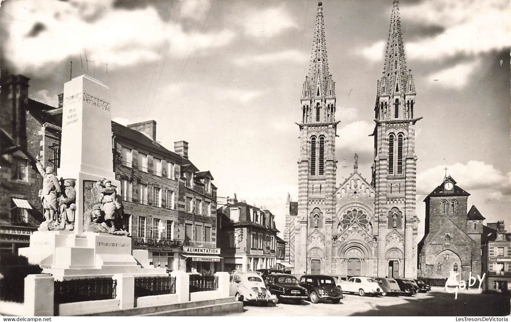 FRANCE - La Ferte Mace - Place Du Général Leclerc - Carte Postale Ancienne - La Ferte Mace