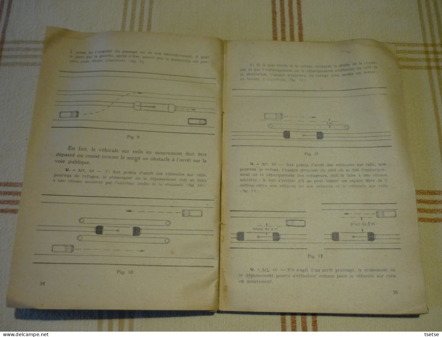 Livre " Code De La Route  " Par Antoine Nicaise , De L'U.T. Charleroi -Librairie De La Bourse -1944 - Auto