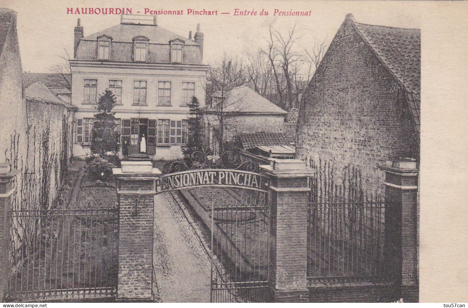 HAUBOURDIN - LILLE - NORD - (59) - CPA BIEN ANIMEE - PENSIONNAT PINCHARD - L'ENTREE DU PENSIONNAT. - Haubourdin