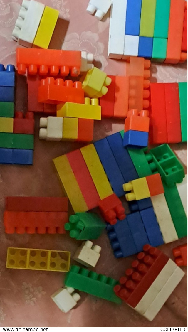 LOT +60 BRIQUES DUPLO Différentes Tailes Et Couleurs Plastique RECYCLONS NOS VIEUX JOUETS - Duplo