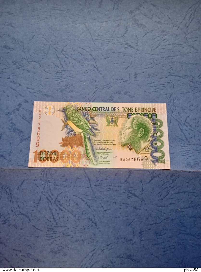 SAO TOME' E PRINCIPE-P66a 10000D 22.10.1996 UNC - Sao Tome And Principe