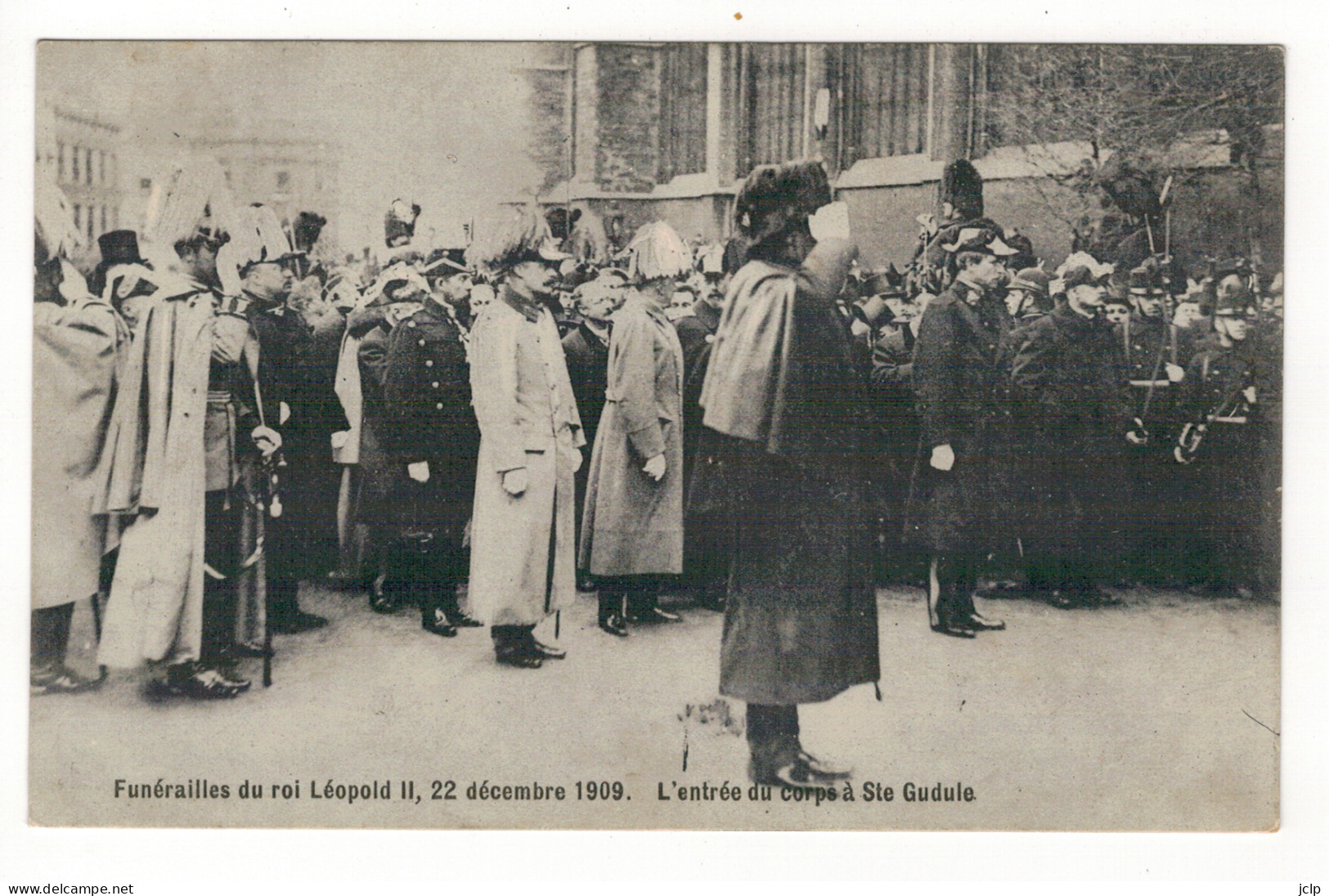 Funérailles Du Roi Léopold II, 22 Décembre 1909.  L'entrée Du Corps à Ste Gudule. - Beerdigungen