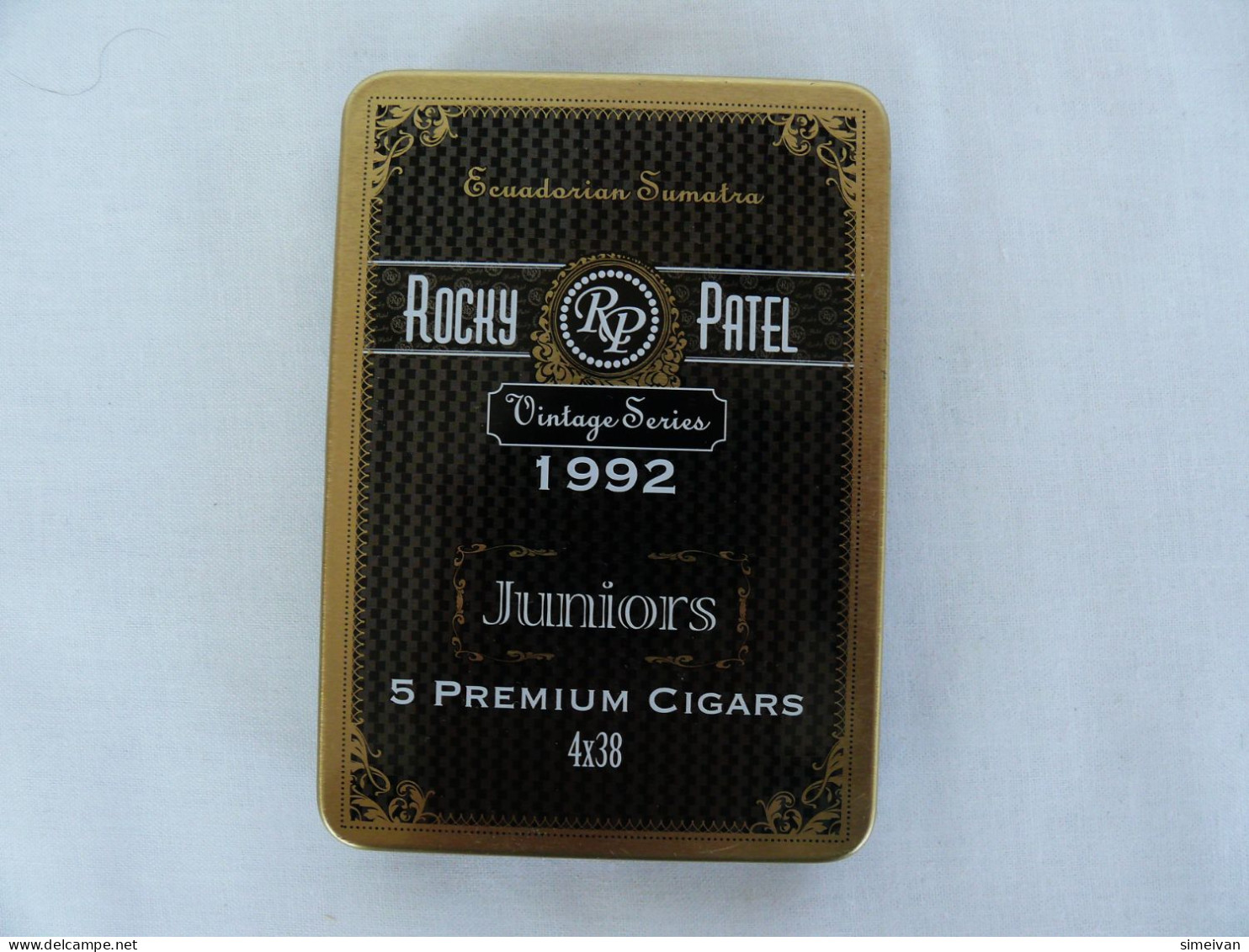 Empty Tin Cigar Box Rocky Patel Juniors 1992 Vintage Series #2095 - Estuches Para Cigarrillos (vacios)