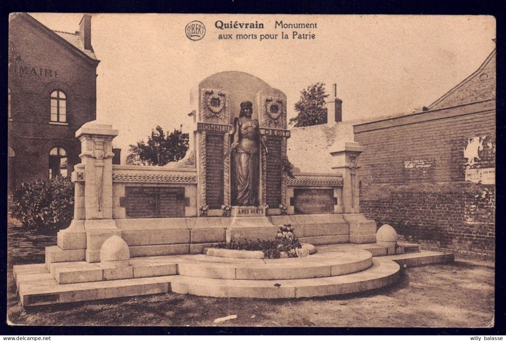 +++ CPA - QUIEVRAIN - Monument Aux Morts Pour La Patrie   // - Quievrain