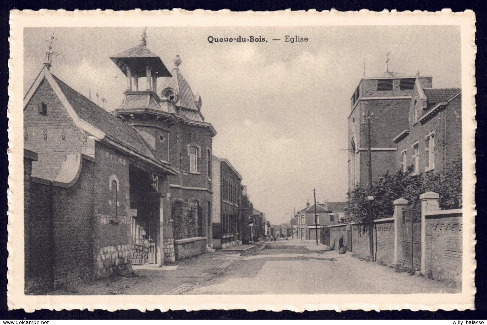 +++ CPA - QUEUE DU BOIS - Eglise  // - Beyne-Heusay