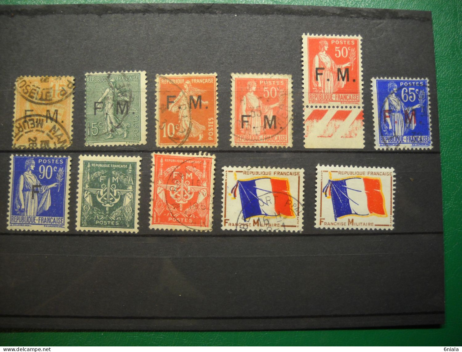 T 275 LOT De 12  TIMBRES  De FRANCHISE MILITAIRE  Oblitérés - Military Postage Stamps