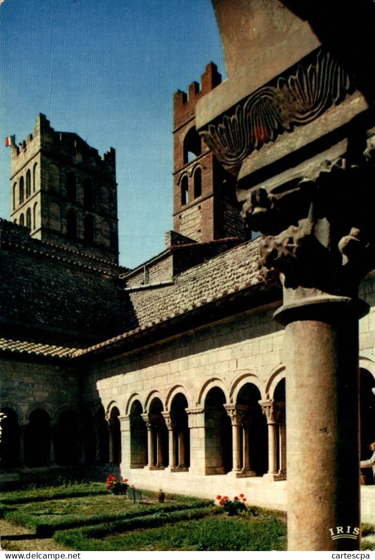 Elne Le Cloitre Et Les Clochers De La Cathedrale Ste Eulalie    CPM Ou CPSM - Elne