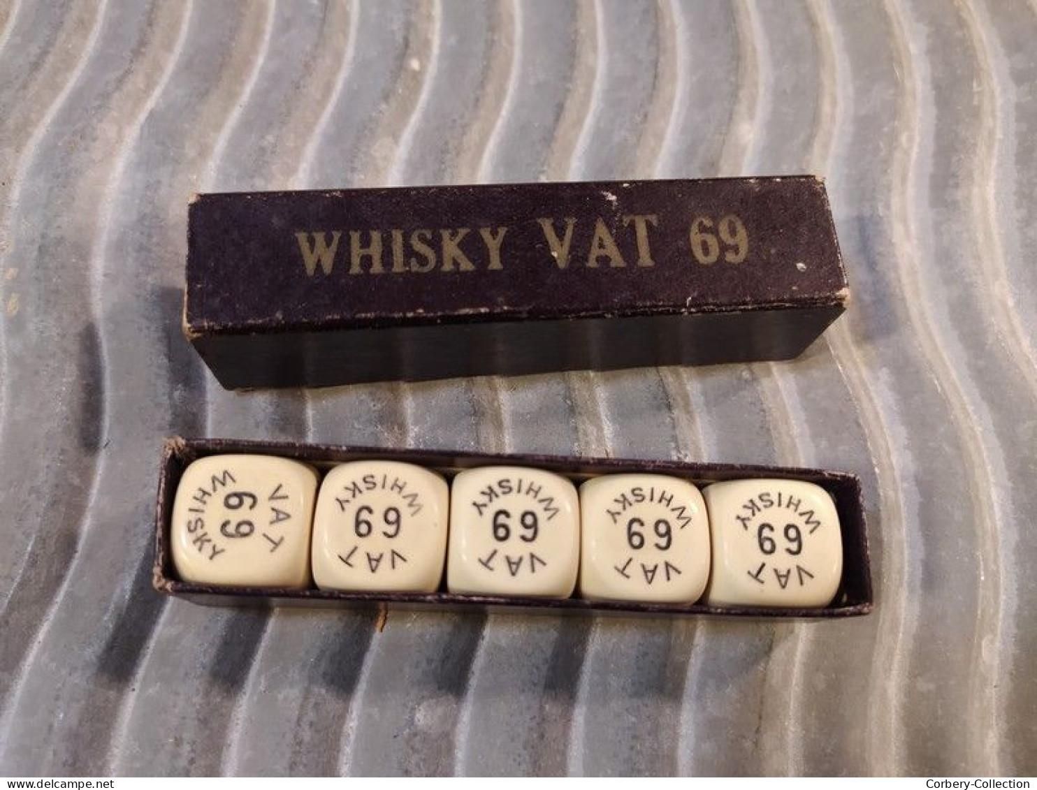 Anciens Dés à Jouer De Collection Whisky VAT 69 - Alcolici