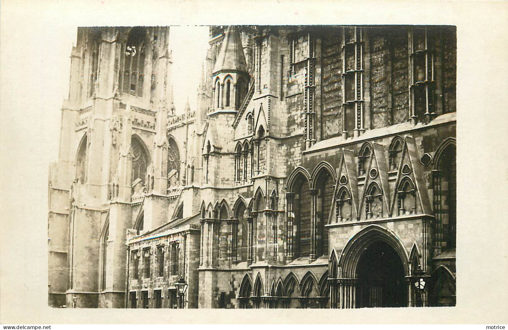 YORK - La Cathédrale,bas Cotés  Carte Photo Vers 1900. - York