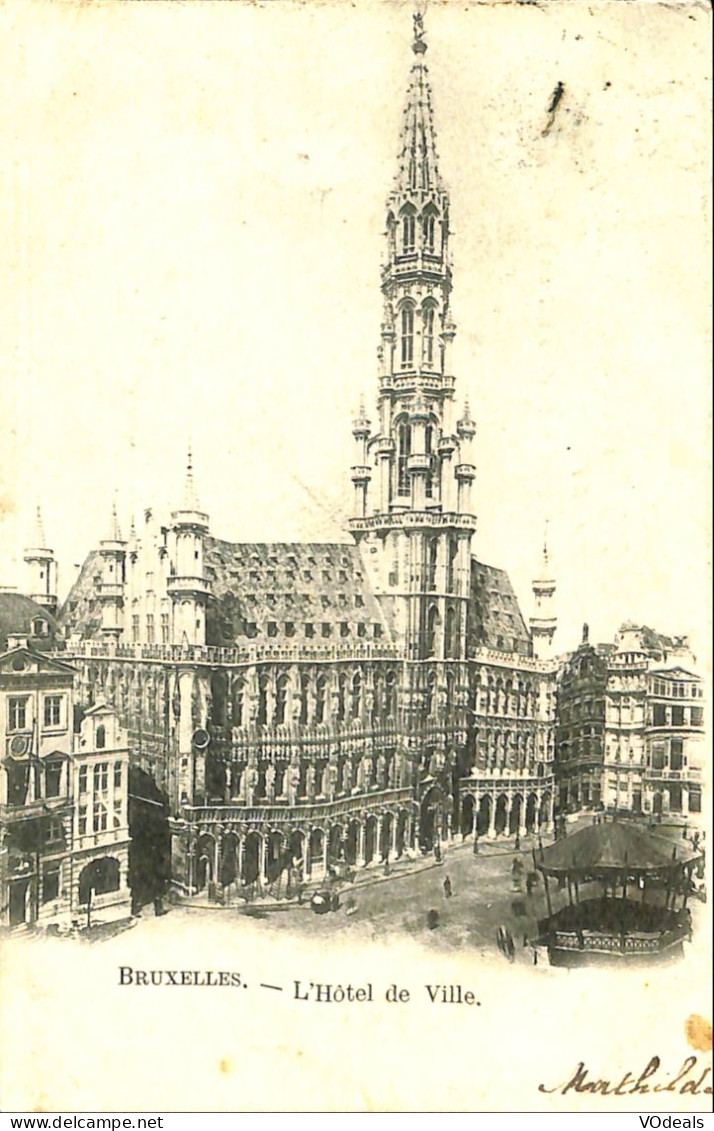 Belgique - Bruxelles - Grand'Place - L'Hôtel De Ville - Squares