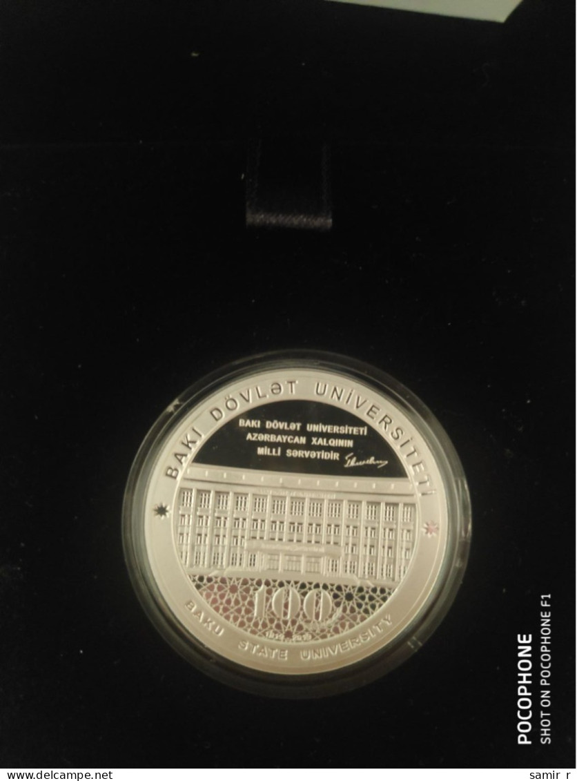 2019 Azerbaijan Silver	100 Years Of The University 1 OZ - Otros – Asia