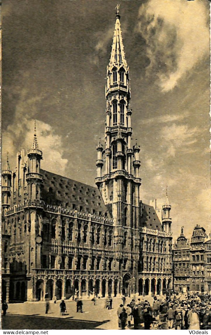 Belgique - Bruxelles - Grand'Place - Hôtel De Ville - Marktpleinen, Pleinen