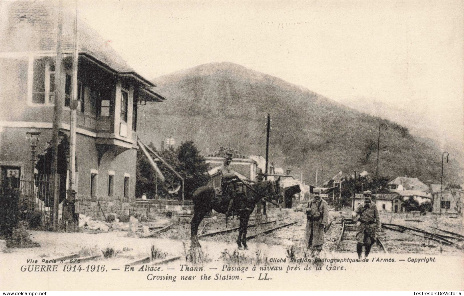 MILITARIA - En Alsace - Thann - Passage à Niveau Près De La Gare - LL.  - Carte Postale Ancienne - Weltkrieg 1914-18