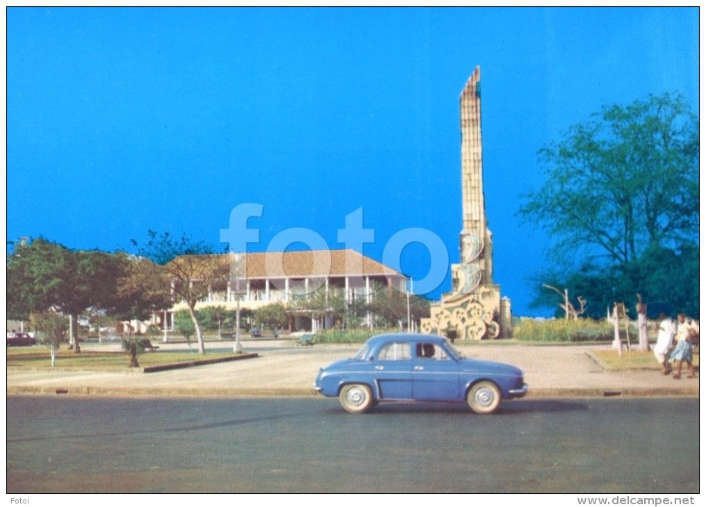 POSTCARD GUINE BISSAU  AFRICA CARTE POSTALE VOITURE RENAULT DAUPHINE - Guinea-Bissau